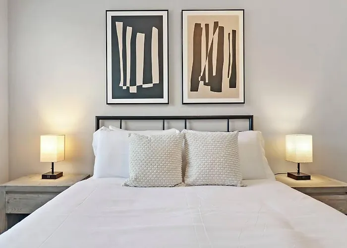 Lively & Fully Furnished 1br - Kenwood 408